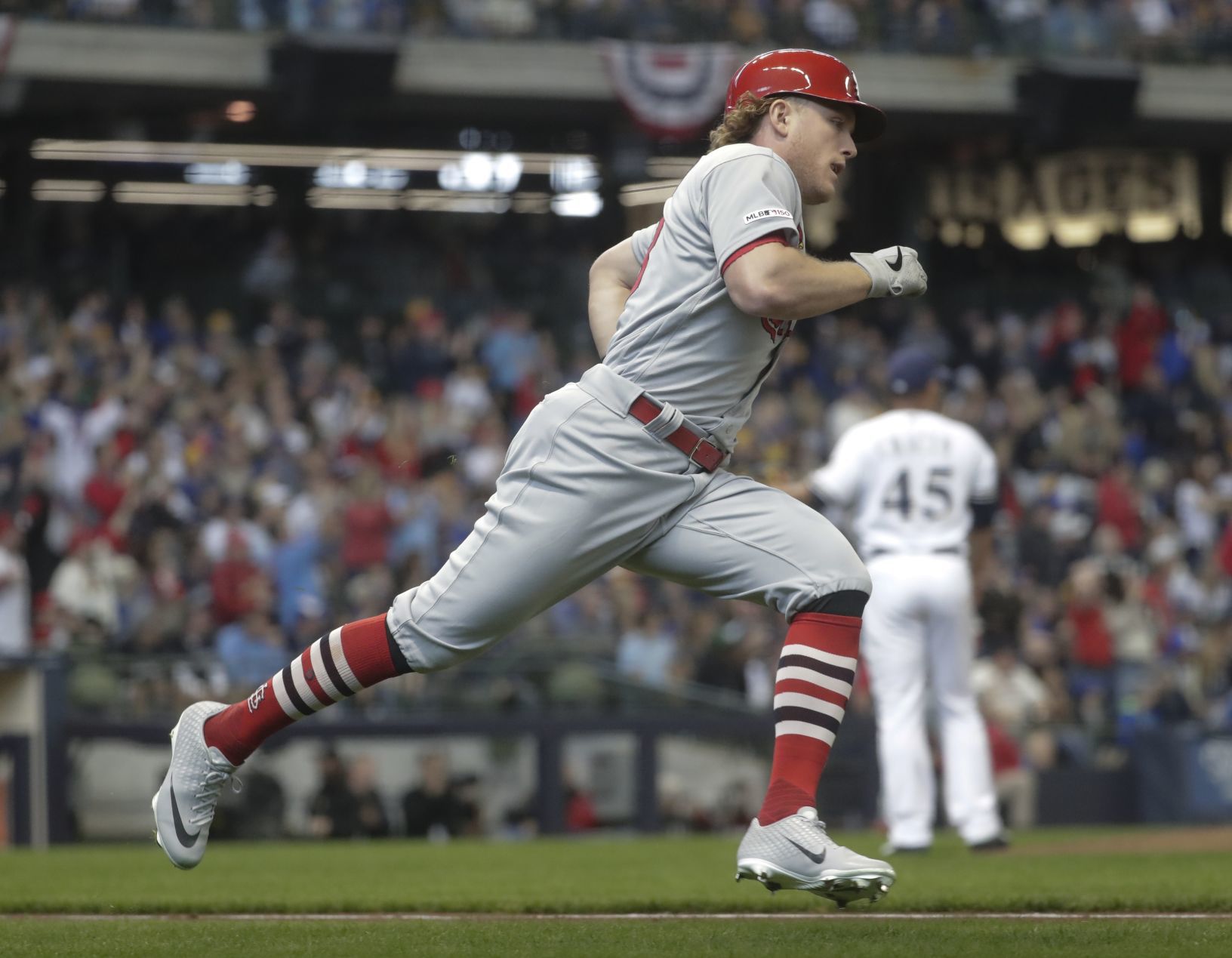 Cardinals, Brewers open baseball season